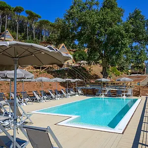 Luxe tent Il Castagno Toscana Glamping, Campiglia Marittima